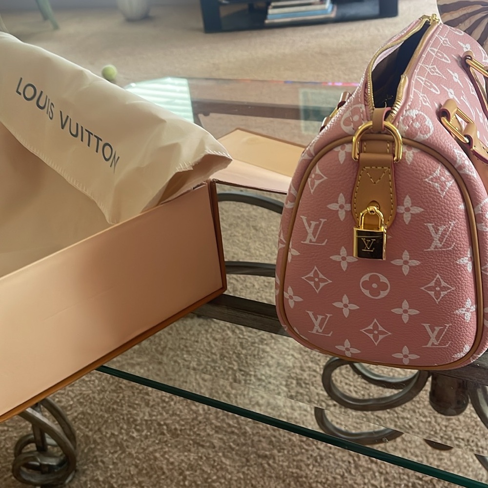 Pink  Bag Set - Picture 17 of 17